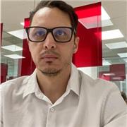 Soy una persona que busca el aprendizaje de los niños a través de materiales didácticos, el juego y el libre desarrollo